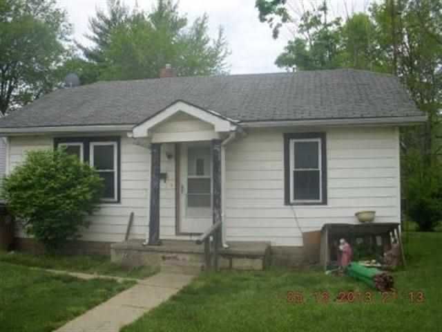 727 N West St, Winchester, IN 47394