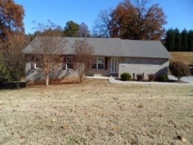 1138 Clendenen Rd, Maryville, TN 37801