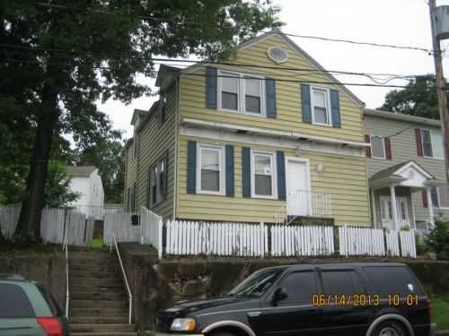 17 Willie St, Haledon, NJ 07508