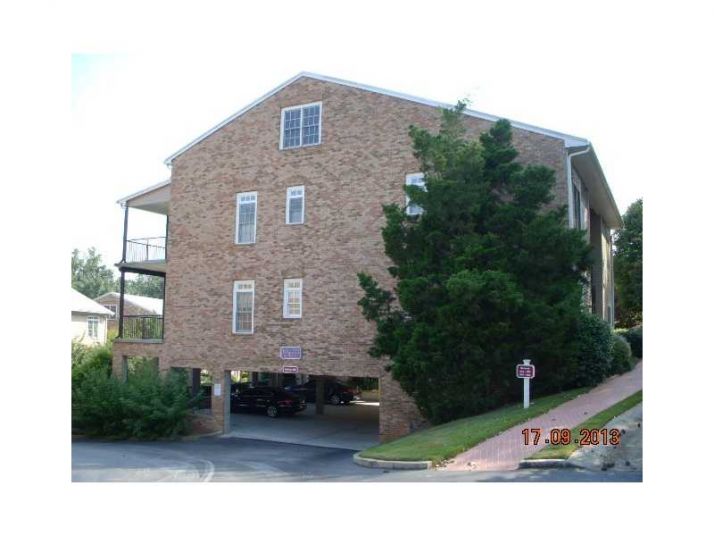 Unit 212 - 212 Creek View Lane, Roswell, GA 30075