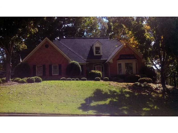 1450 Bristol Oaks Drive, Roswell, GA 30075