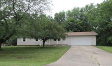 2212 Pondbrook Dr Hillsdale, MI 49242