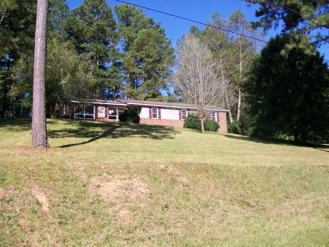 25 Berry Rdg, Summerville, GA 30747