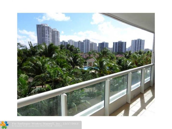 21055 NE 37th Ave # 705, Miami, FL 33180