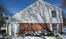 16 Bright Oaks Cir Cary, IL 60013