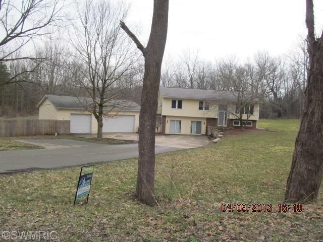 5768 N 7th St, Kalamazoo, MI 49009