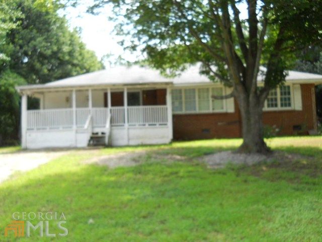 6446 Bennett Dr, Rex, GA 30273