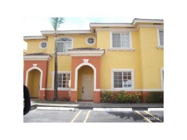 7150 Nw 174th Ter Apt 101, Hialeah, FL 33015