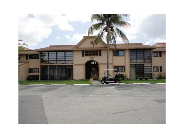 18785 NW 62 AV # 202, Hialeah, FL 33015