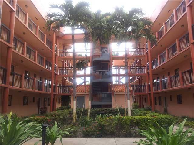 5290 W 21st Ct Apt 304, Hialeah, FL 33016