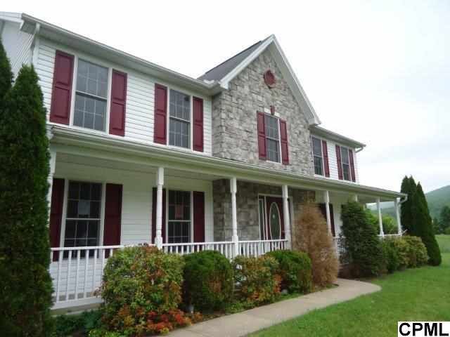 676 Woodside Station Rd, Millersburg, PA 17061