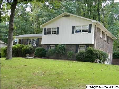 1053 Mountain Oaks Dr, Birmingham, AL 35226