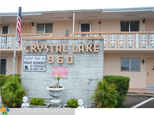 960 Crystal Lake Dr Apt 104, Pompano Beach, FL 33064