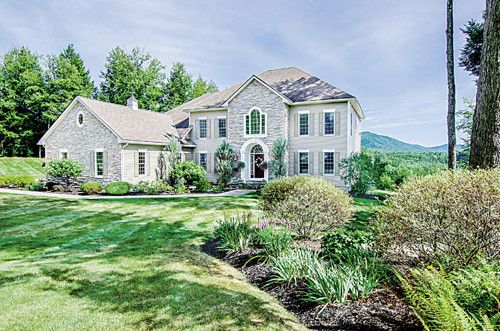 401 Pennock Lane, Rutland, VT 05701