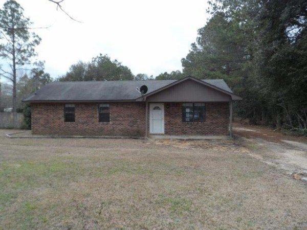 746 White Pond Rd, Leesburg, GA 31763