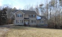 306 River Bend Dr Bumpass, VA 23024