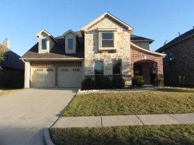 2613 Deer Hollow Dr, Little Elm, TX 75068