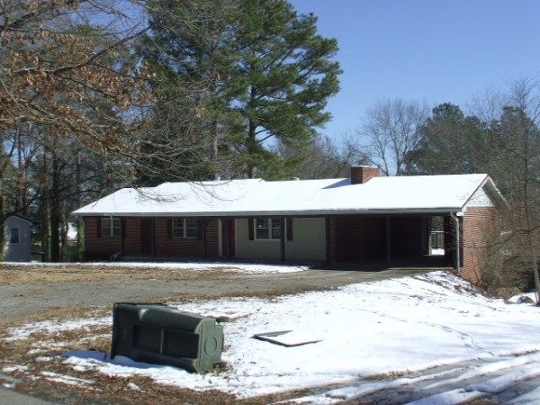 104 Coaling Road, Sylacauga, AL 35150