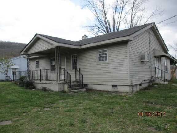 402 4th St Ne, Fort Payne, AL 35967