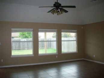 310 Silverado Trl, Victoria, TX 77901