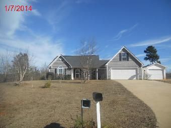 105 Richmond Dr, Lagrange, GA 30240