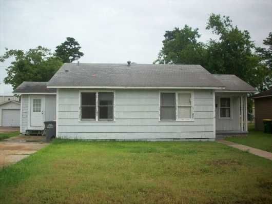 1708 Navidad St, Victoria, TX 77901