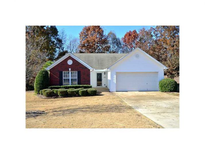 5400 Amber Cove Way, Flowery Branch, GA 30542