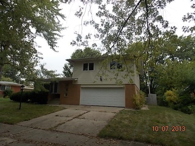 159 Pleasant Dr, Chicago Heights, IL 60411