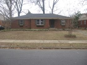 5045 Woodlark Ave, Memphis, TN 38117