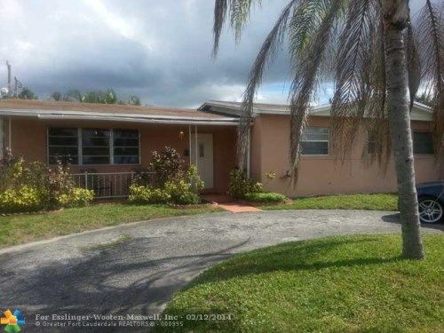 241 NW 66TH AVE, Hollywood, FL 33024