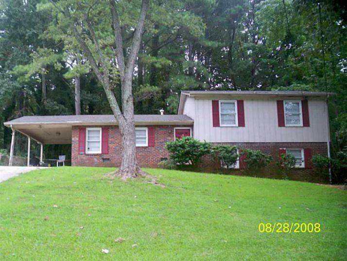 2046 Copperfield Circle, Decatur, GA 30035