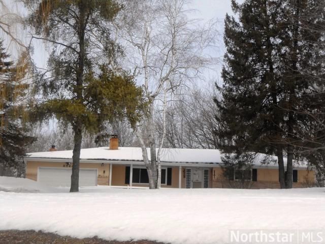 8544 Demontreville Trl N, Lake Elmo, MN 55042