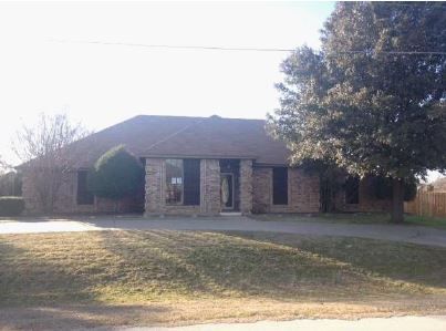 1008 Sterling Lane, Crowley, TX 76036