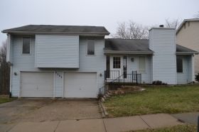 2263 Valley View Pl, Decatur, IL 62522