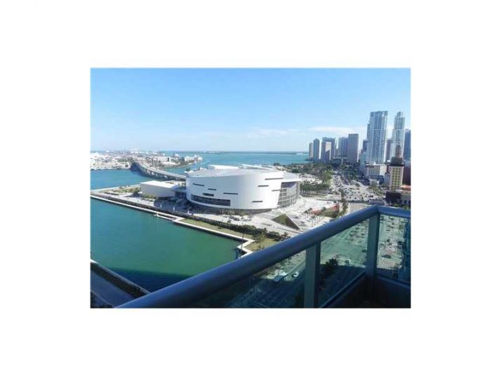 900 BISCAYNE BL # 2504, Miami, FL 33132