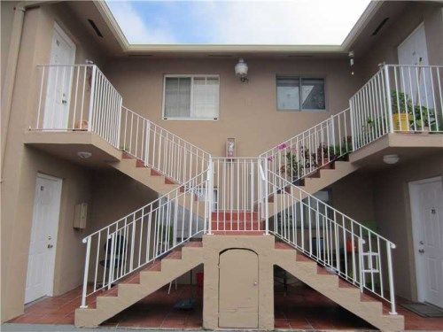 20 E 41 ST, Hialeah, FL 33013