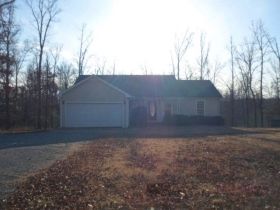 6836 Primm Springs Rd, Lyles, TN 37098