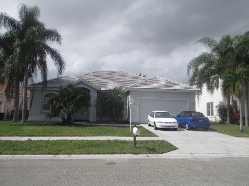 7073 Catalina Isle Dr, Lake Worth, FL 33467