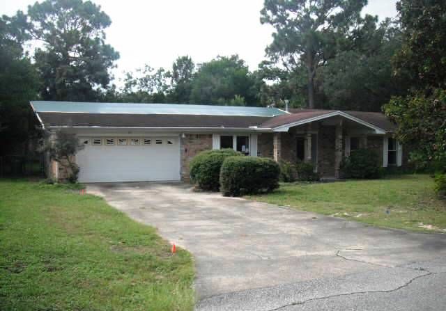 28 Walnut Avenue, Shalimar, FL 32579