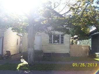 453 E 13th St, Erie, PA 16503