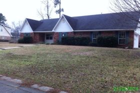 1407 Whispering Pines Dr, Minden, LA 71055