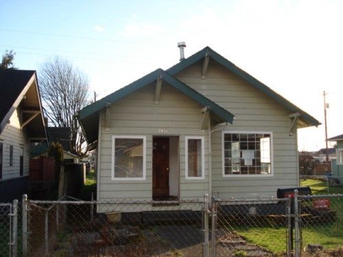 2416 Sumner Avenue, Hoquiam, WA 98550