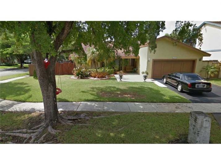 12910 SW 111 ST, Miami, FL 33186