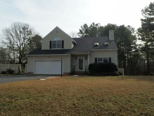 4105 Kings Gate Rd, Chester, VA 23831