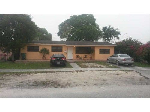 10 E 52 PL, Hialeah, FL 33013