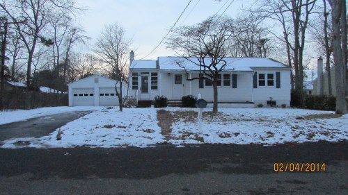 36 Delmar Dr, Brick, NJ 08723