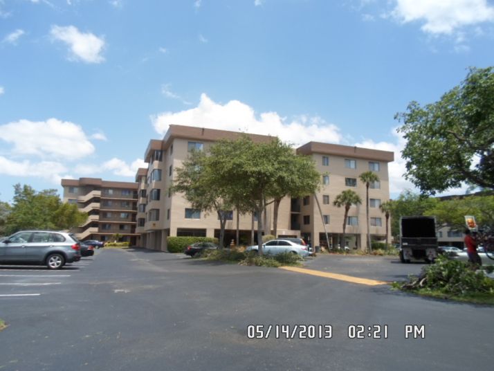 8010 Hampton Blvd Apt 309, Pompano Beach, FL 33068