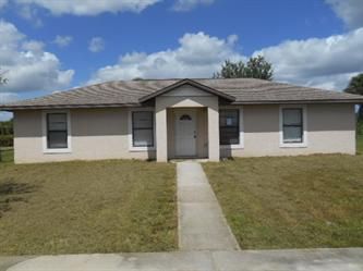 2757 Nw 6th St, Okeechobee, FL 34972