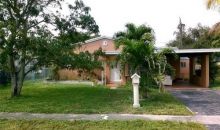 2320 N 56 TER. Hollywood, FL 33021