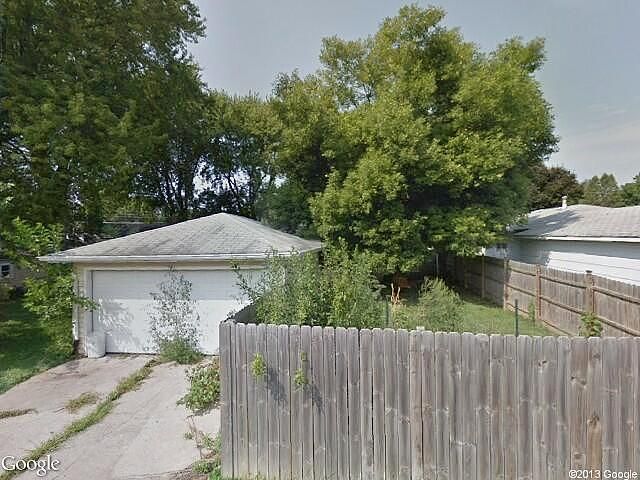 2Nd St, East Moline, IL 61244